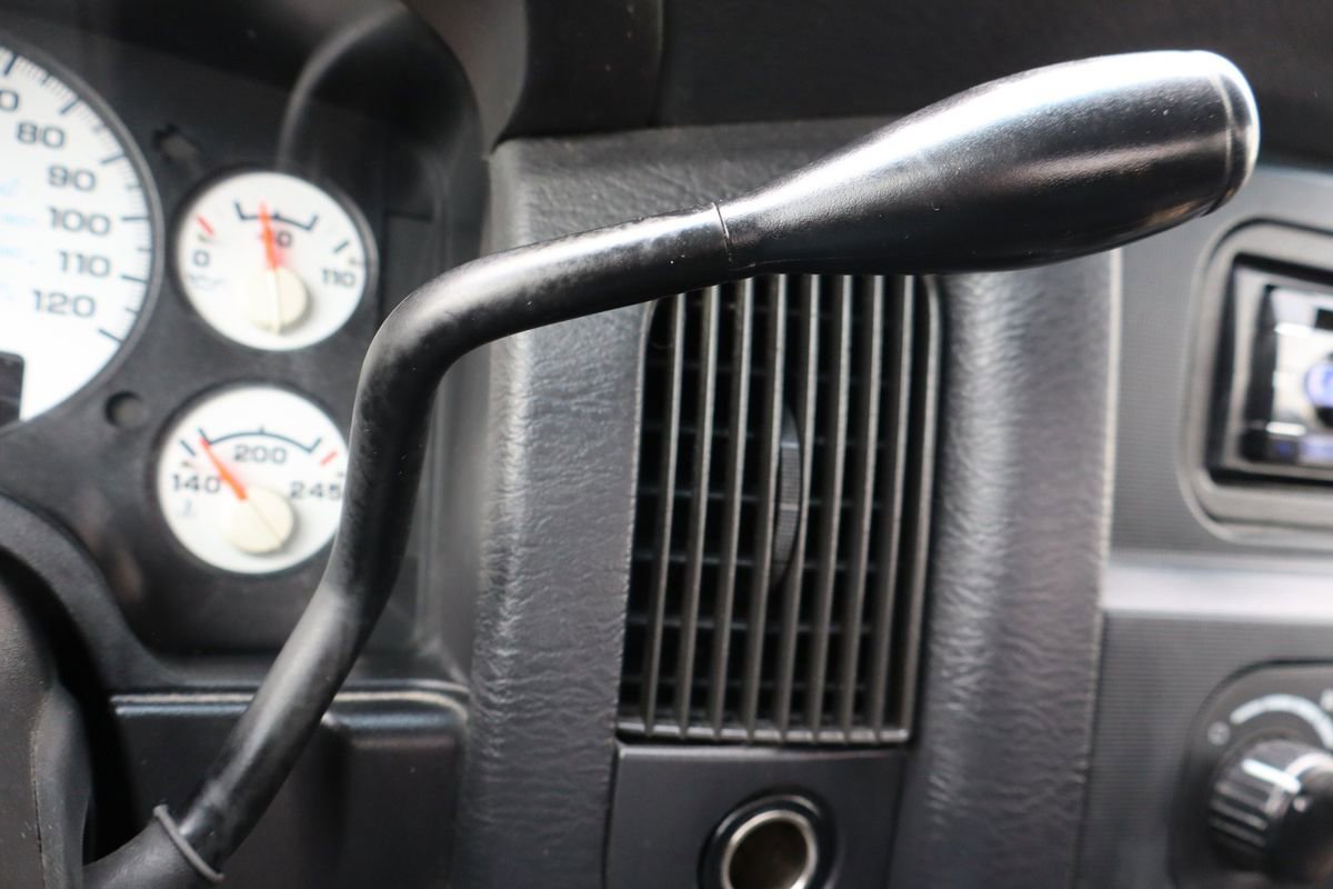 Used 2004 Dodge Ram 2500 Truck SLT w/ Trailer Tow Group image 32