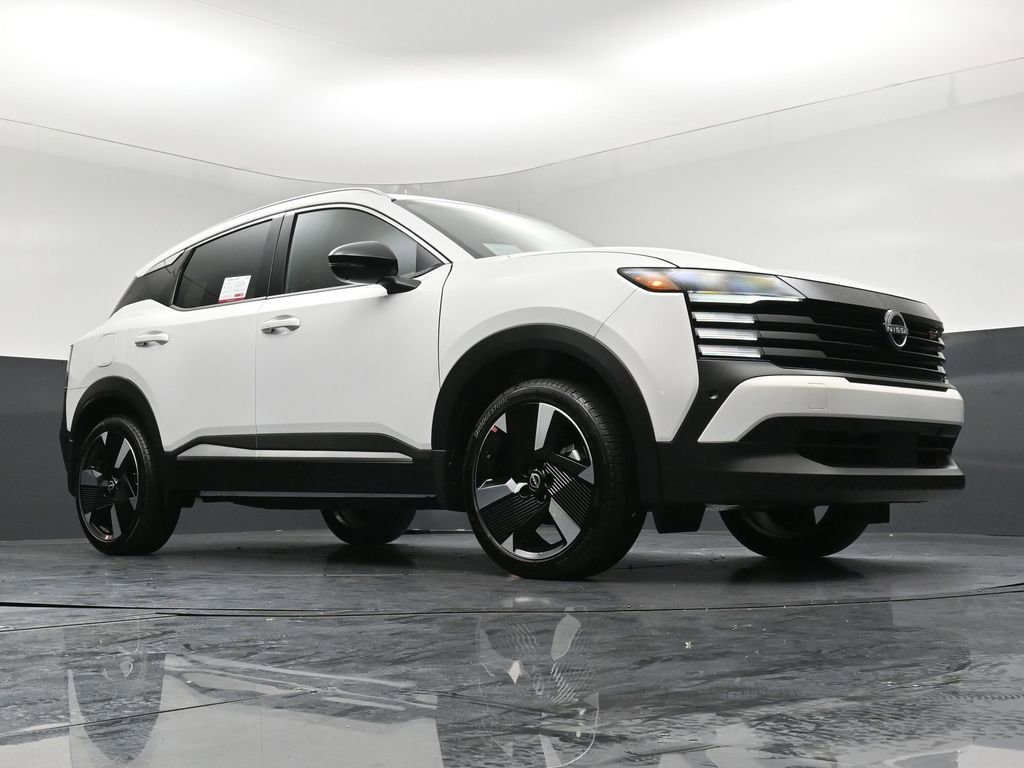 New 2026 Nissan Kicks SR w/ SR Premium Package AWD/4WD image 31