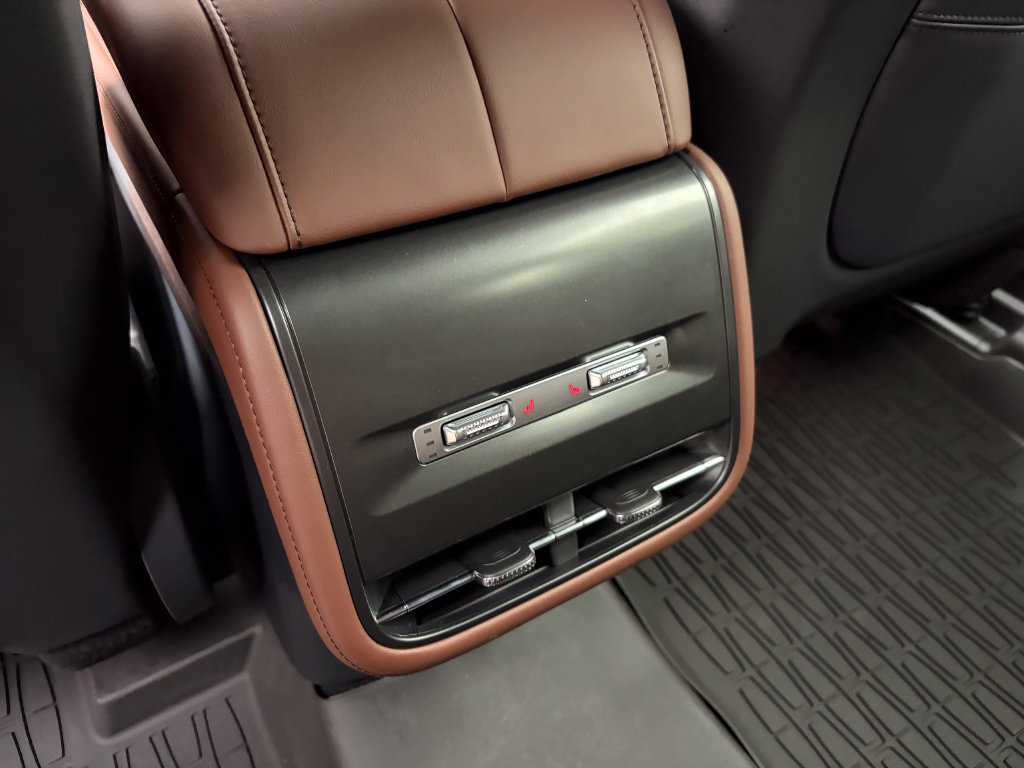 New 2026 Lincoln Nautilus Reserve AWD/4WD image 57