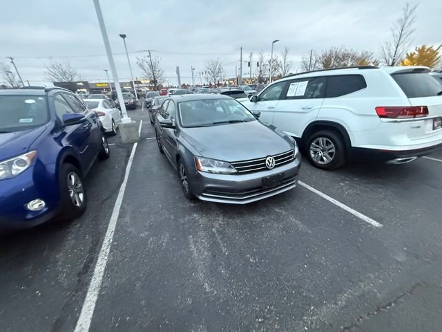 Used 2017 Volkswagen Jetta SE