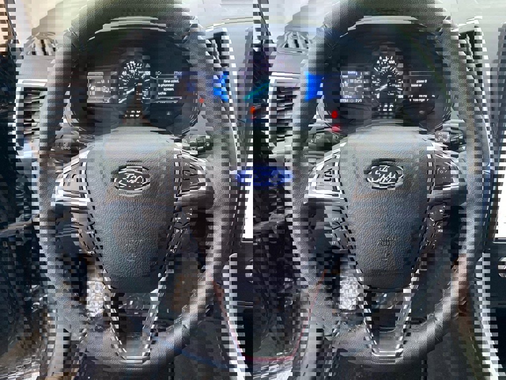 Used 2024 Ford Edge SEL w/ Convenience Package image 10