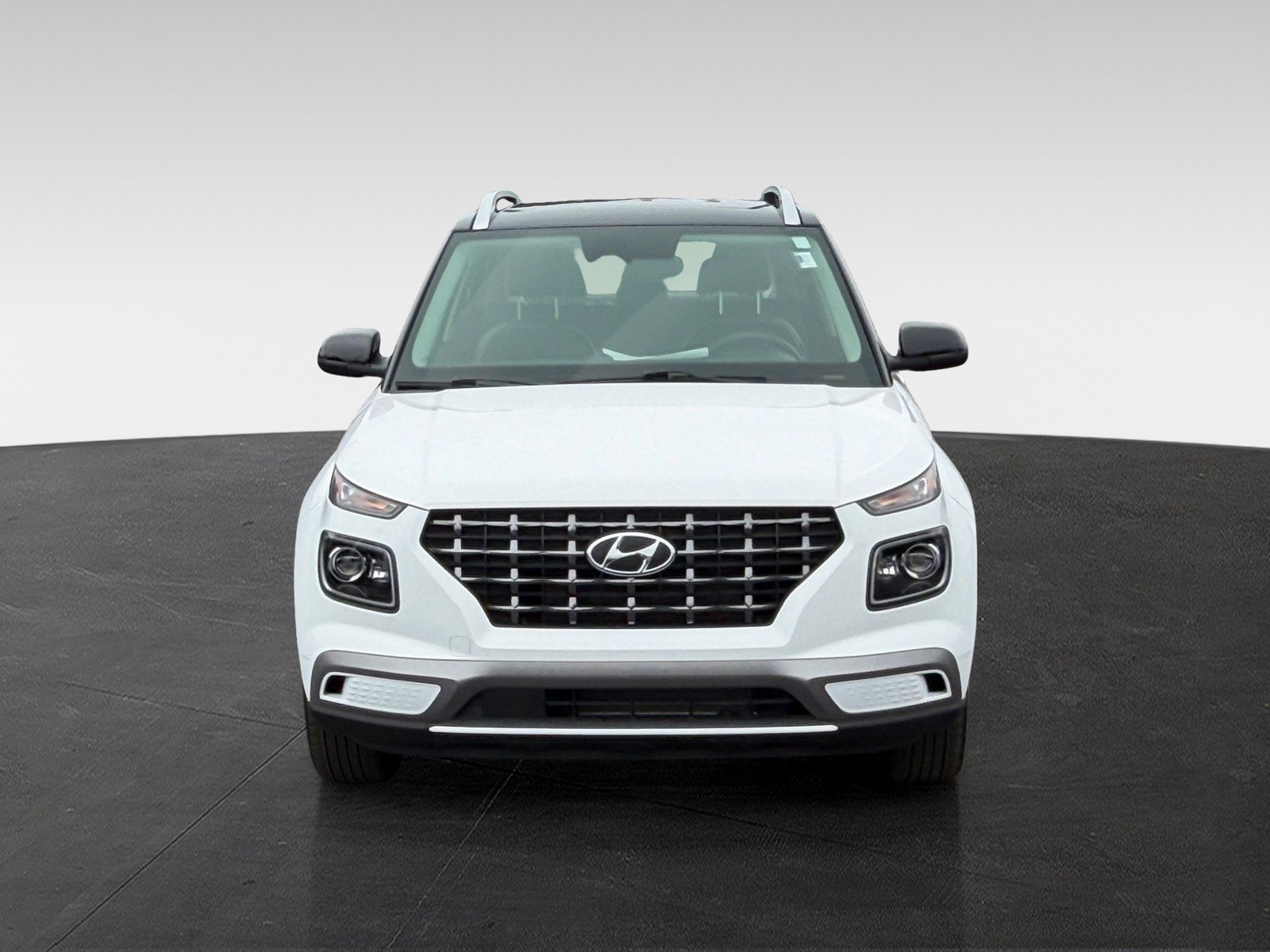 Used 2025 Hyundai Venue Limited FWD image 2