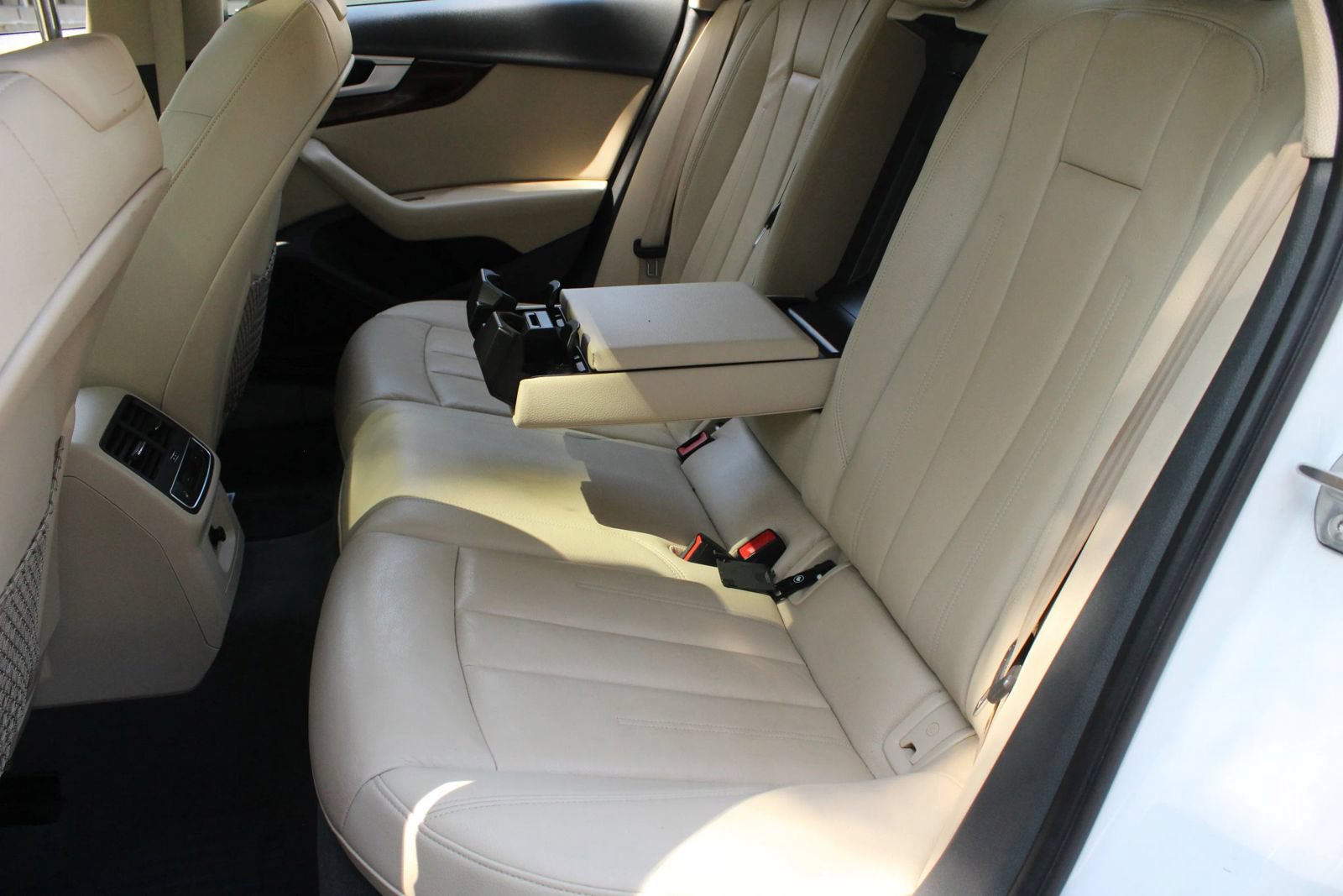Used 2018 Audi A4 2.0T Premium Plus w/ Premium Plus Package AWD/4WD image 21
