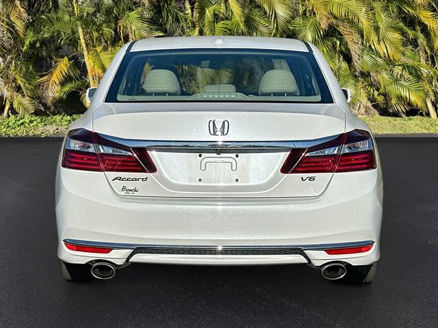Used 2017 Honda Accord EX-L image 6