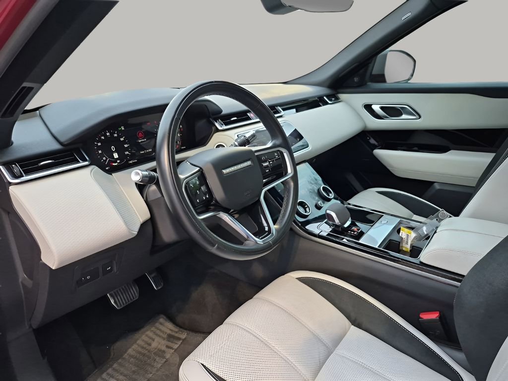 Used 2021 Land Rover Range Rover Velar R-Dynamic S image 30