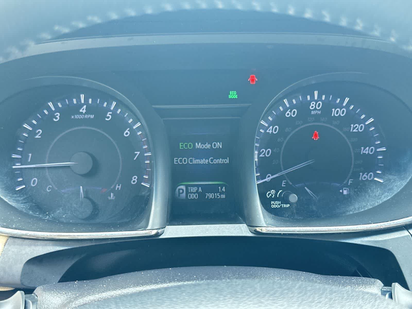 Used 2016 Toyota Avalon XLE FWD image 23