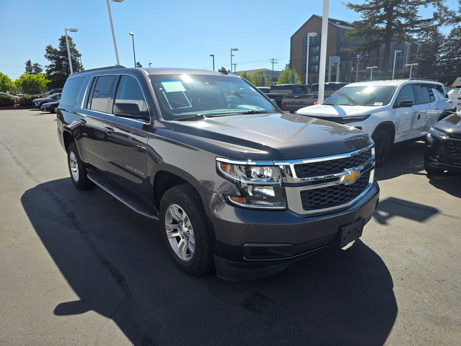 Used 2016 Chevrolet Suburban LT AWD/4WD image 1