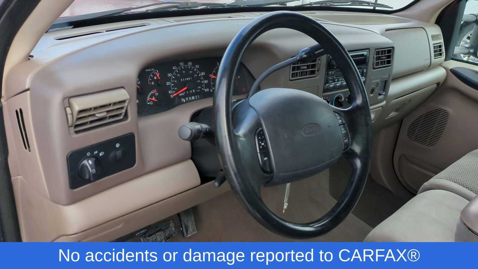 Used 2001 Ford F250 Lariat image 2