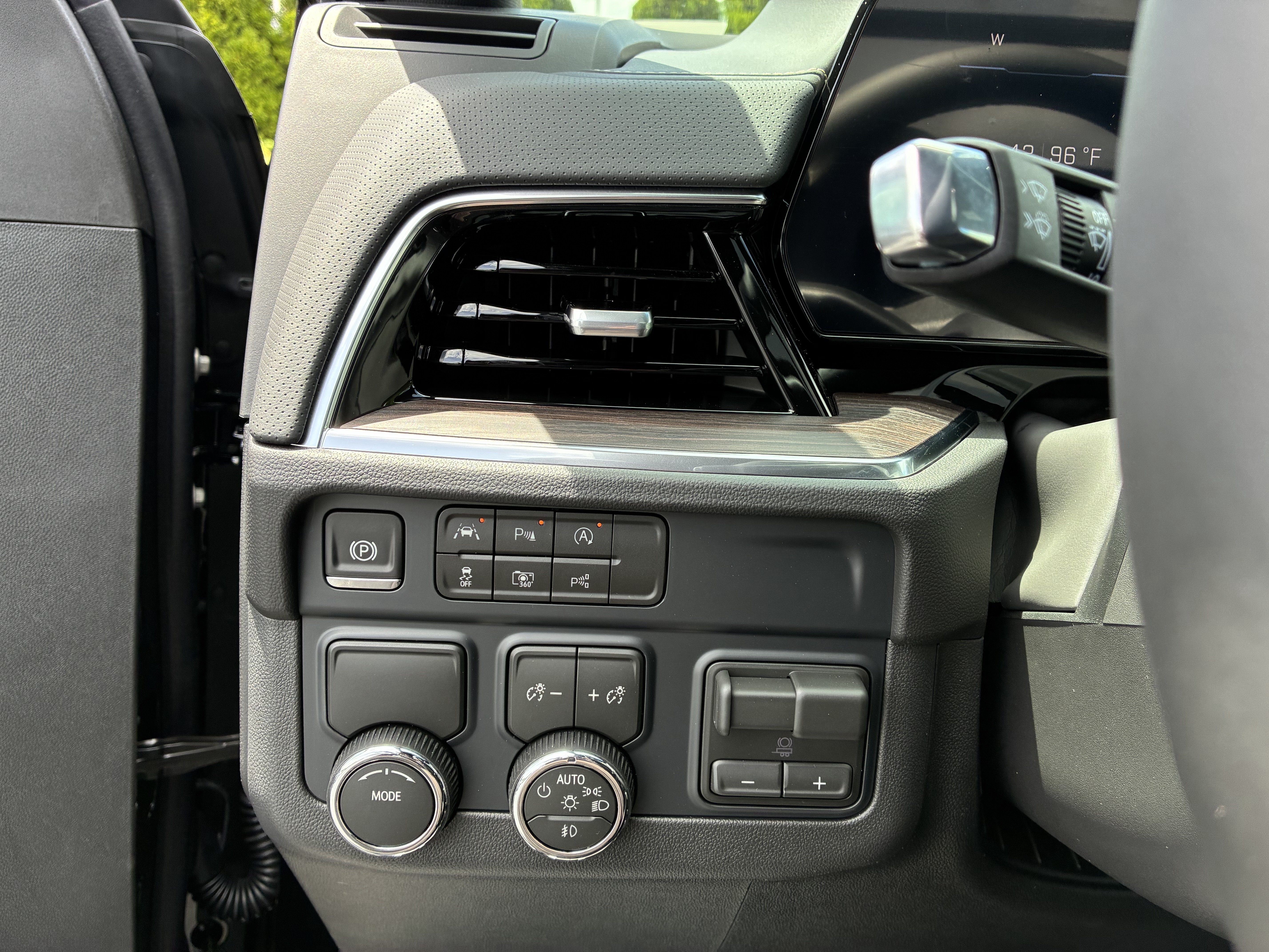 New 2026 Chevrolet Tahoe Premier RWD image 29