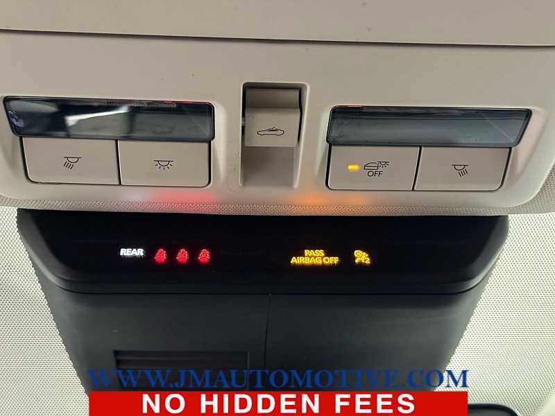 Used 2023 MAZDA CX-50 AWD 2.5 Turbo w/ Cargo Package image 35