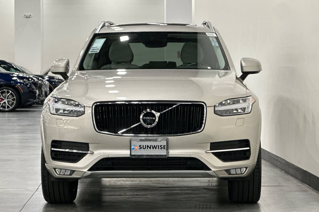 Used 2017 Volvo XC90 T6 Momentum w/ Vision Package AWD/4WD image 9