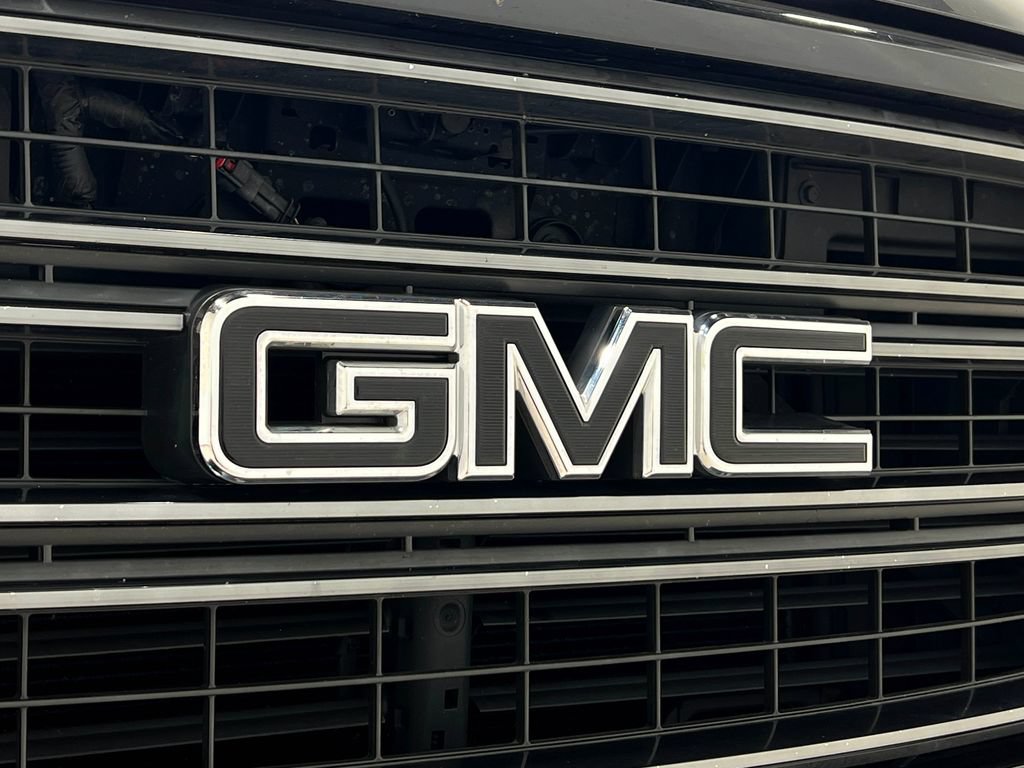 Used 2019 GMC Yukon XL SLT w/ Graphite Performance Edition AWD/4WD image 46