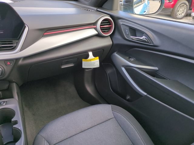Used 2026 Chevrolet Trax RS w/ Driver Confidence Package FWD image 18