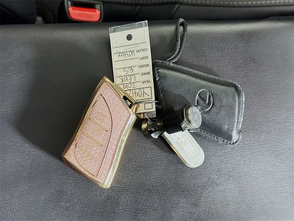 Used 2019 Lexus ES 350 w/ Premium Package image 34