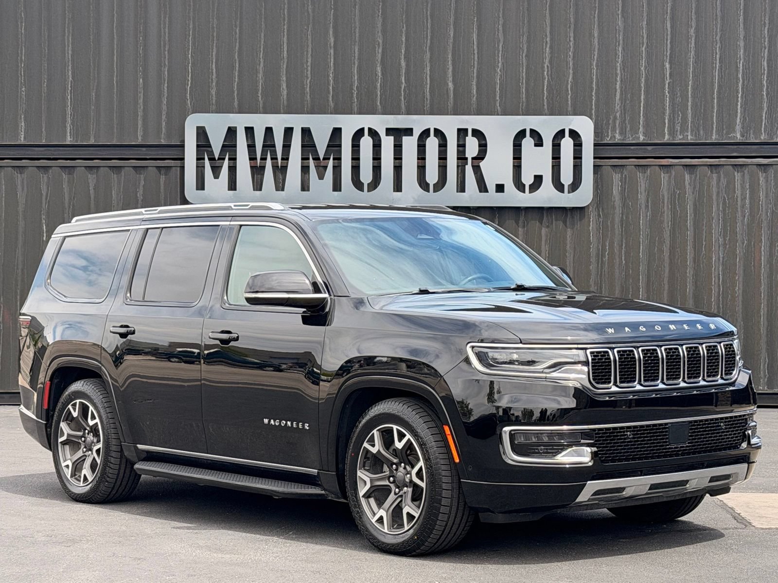 Used 2023 Jeep Wagoneer Series III w/ Preferred Equipment Group