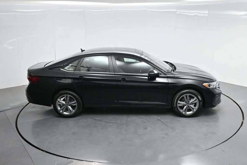 Used 2024 Volkswagen Jetta SE FWD image 67