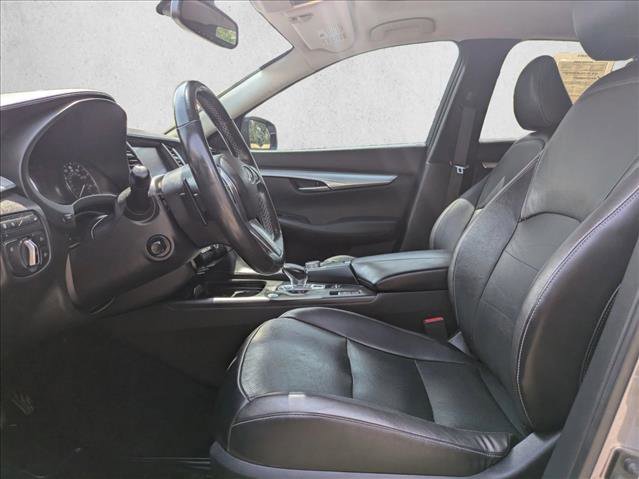 Used 2019 INFINITI QX50 Essential w/ Premium Heat Package image 11