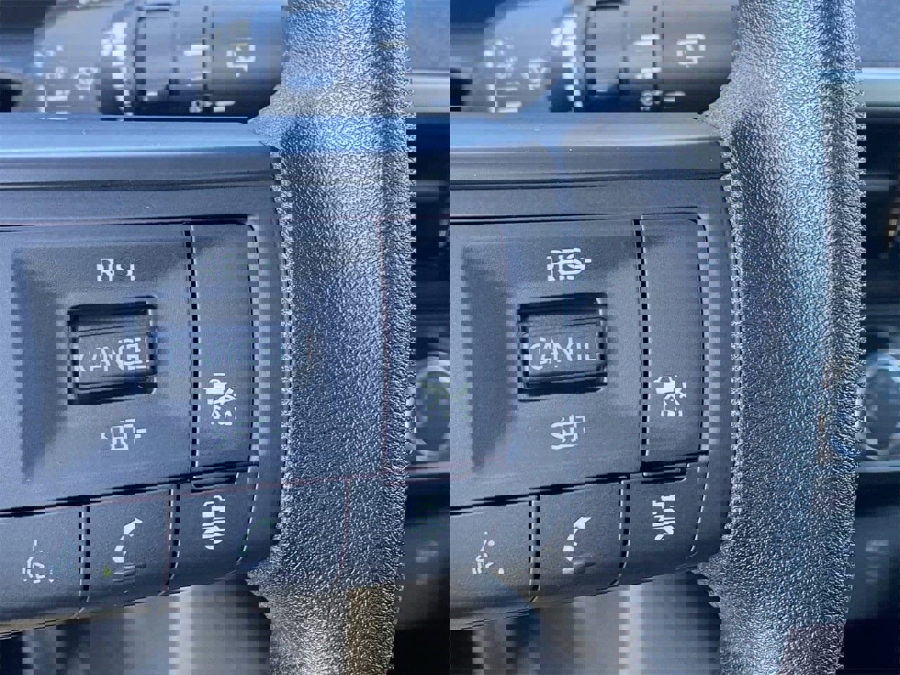 New 2026 Nissan Kicks S image 31