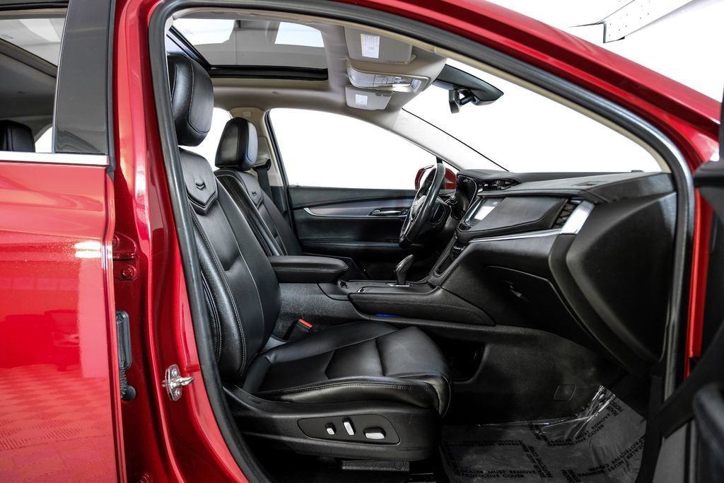 Used 2019 Cadillac XT5 Premium Luxury image 31