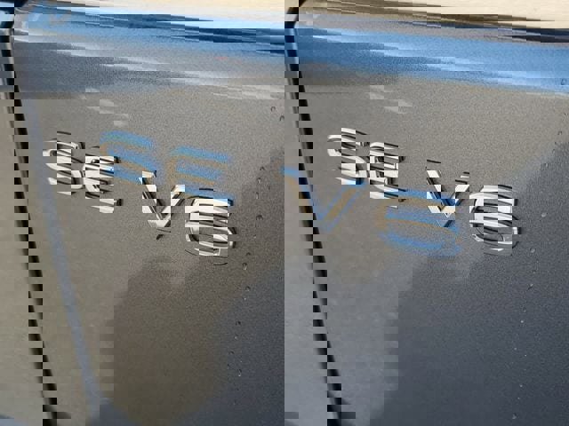 Certified 2023 Volkswagen Atlas SE image 6