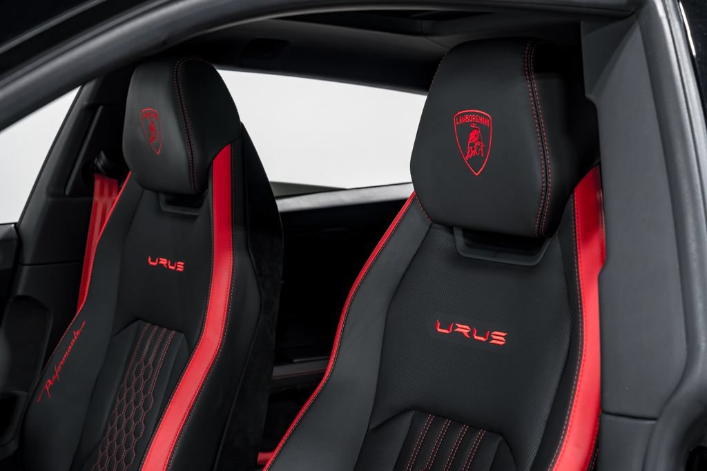 Used 2023 Lamborghini Urus Performante AWD/4WD image 20