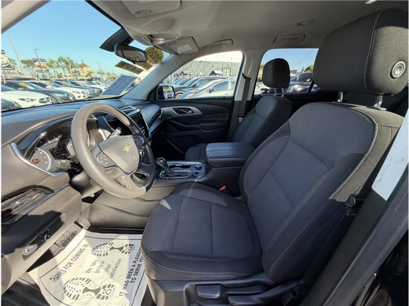 Used 2020 Chevrolet Traverse LS image 18