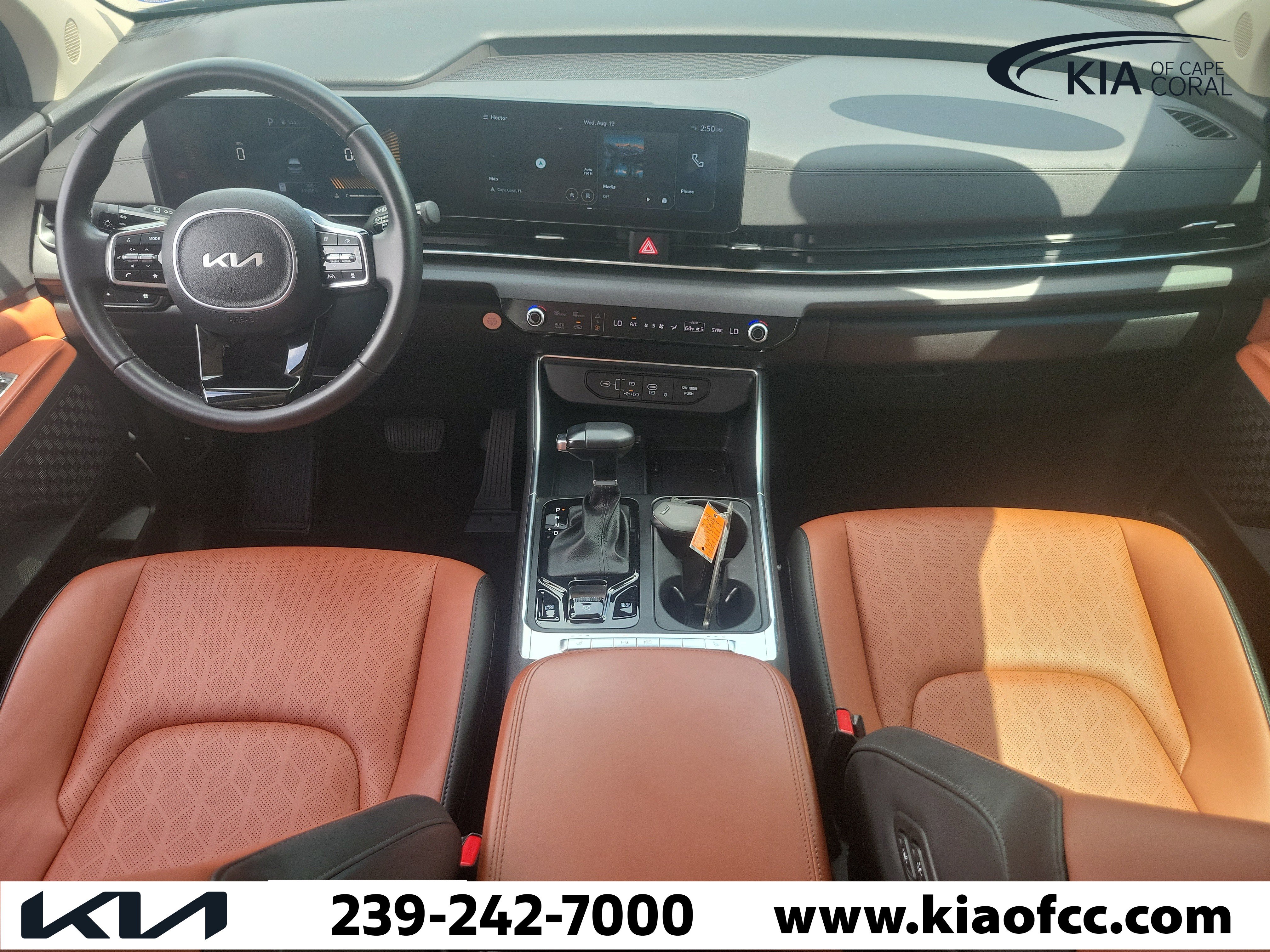 Certified 2025 Kia Carnival EX FWD image 16