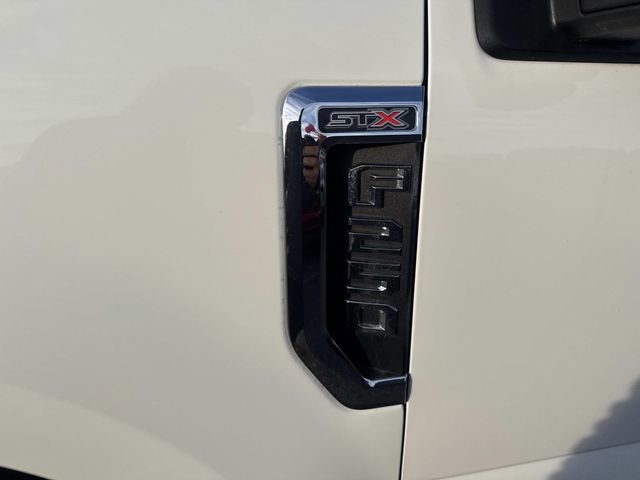 Used 2019 Ford F250 XL w/ STX Appearance Package image 12