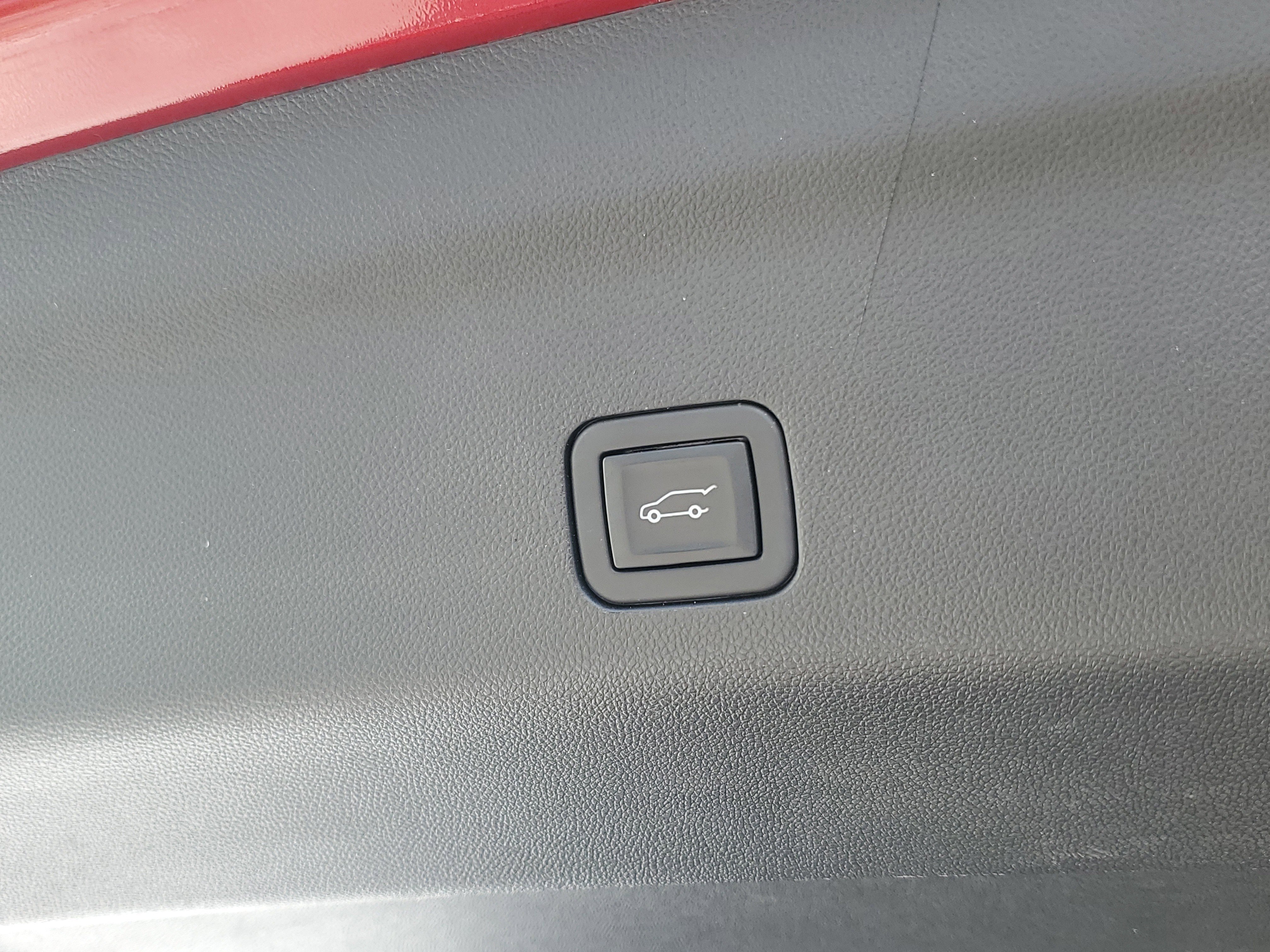 Used 2023 Chevrolet Tahoe Premier image 10