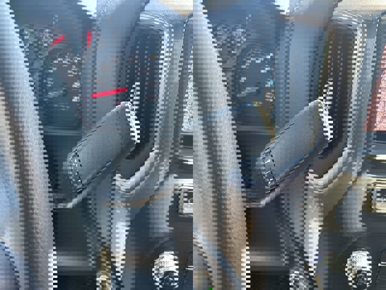 New 2025 GMC Sierra 2500 Pro w/ Convenience Package image 18