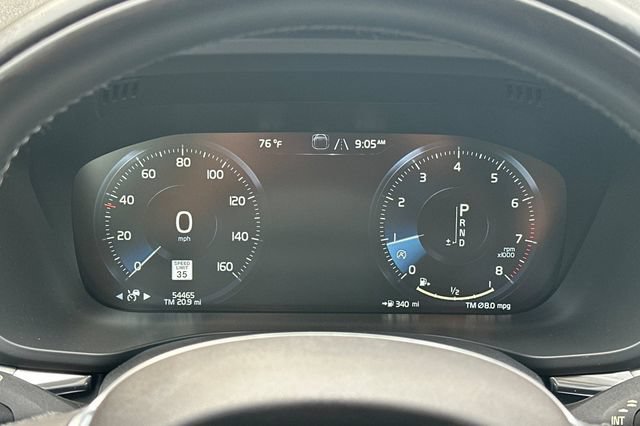Used 2018 Volvo XC60 T6 Momentum w/ Convenience Package AWD/4WD image 24