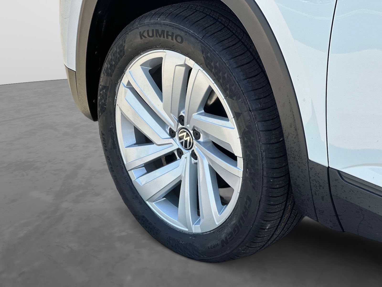 Certified 2023 Volkswagen Atlas Cross Sport SE AWD/4WD image 7
