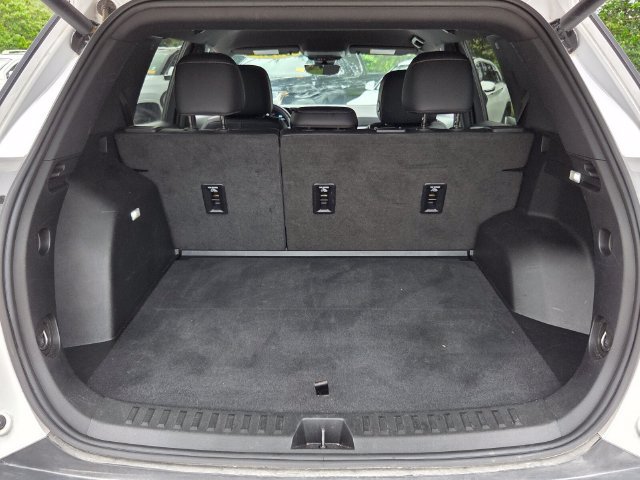 Used 2025 Chevrolet Equinox LT w/ Convenience Package II AWD/4WD image 16