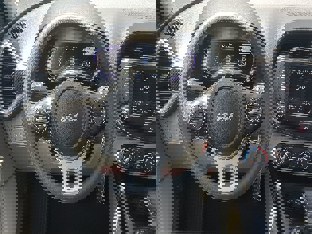 New 2025 Kia Soul LX image 12