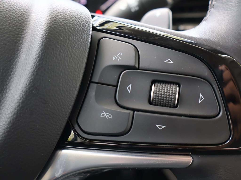 Used 2023 Buick Enclave Premium w/ Experience Buick Package FWD image 49