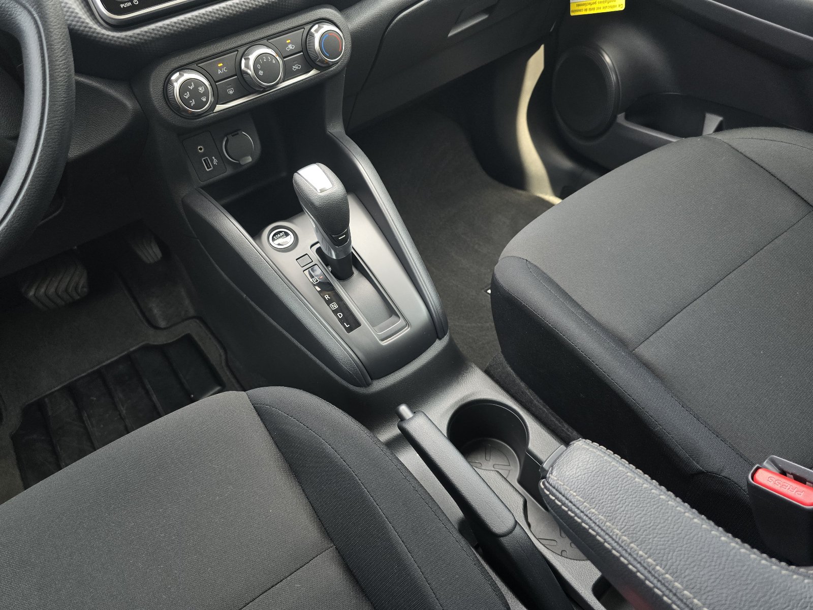 Certified 2025 Nissan Kicks Play S FWD image 17