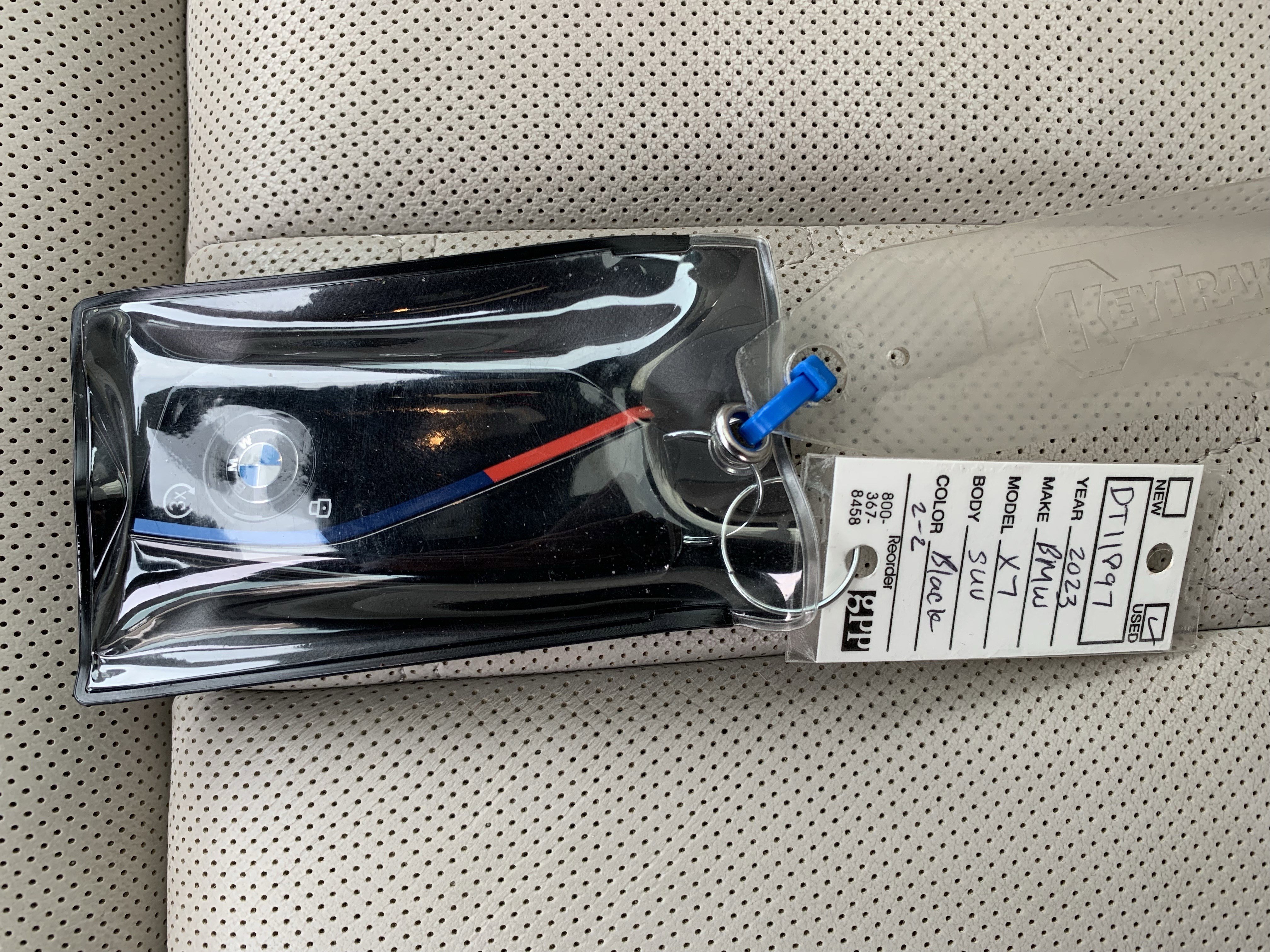 Used 2023 BMW X7 M60i w/ Executive Package image 37