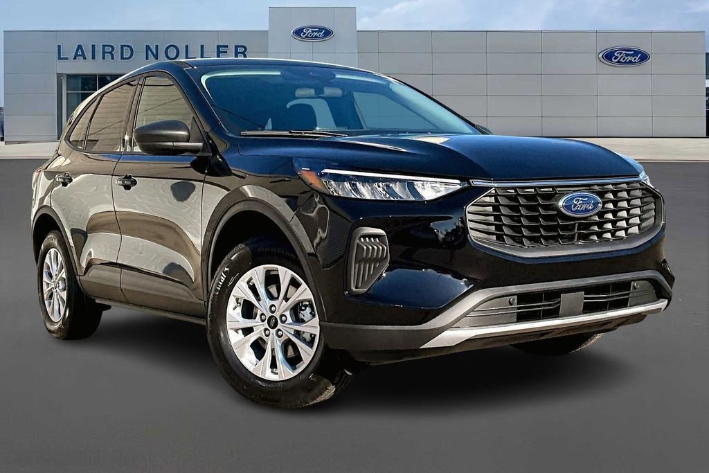 New 2026 Ford Escape Active w/ Cold Weather Package image 2