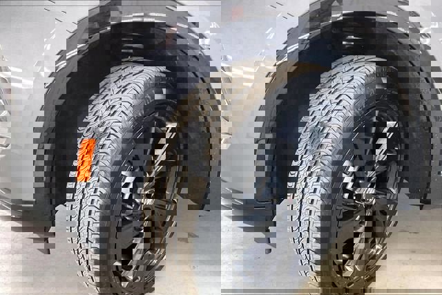 Used 2025 Buick Envision Sport Touring image 34