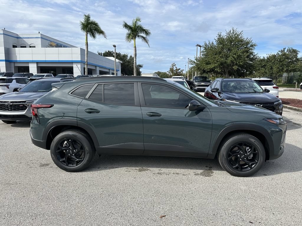 New 2026 Chevrolet Trax LT w/ Driver Confidence Package FWD image 4