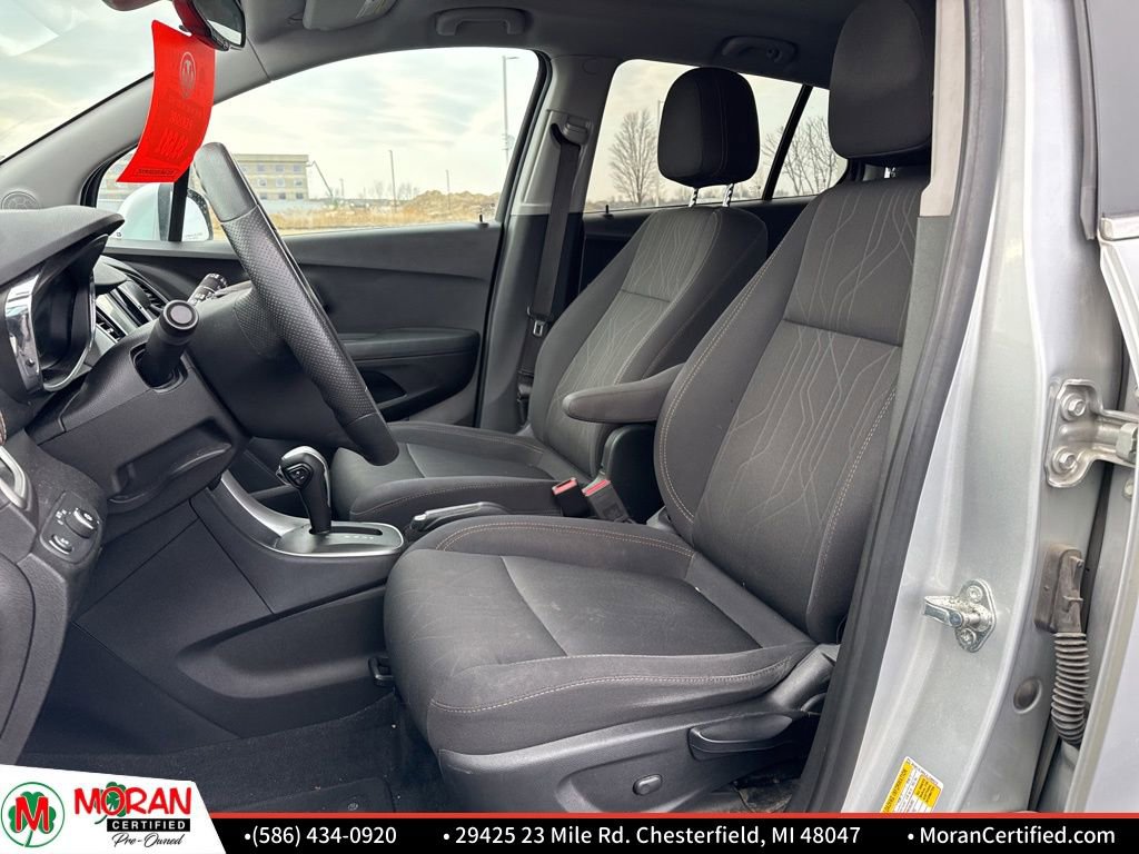Used 2018 Chevrolet Trax LT image 11