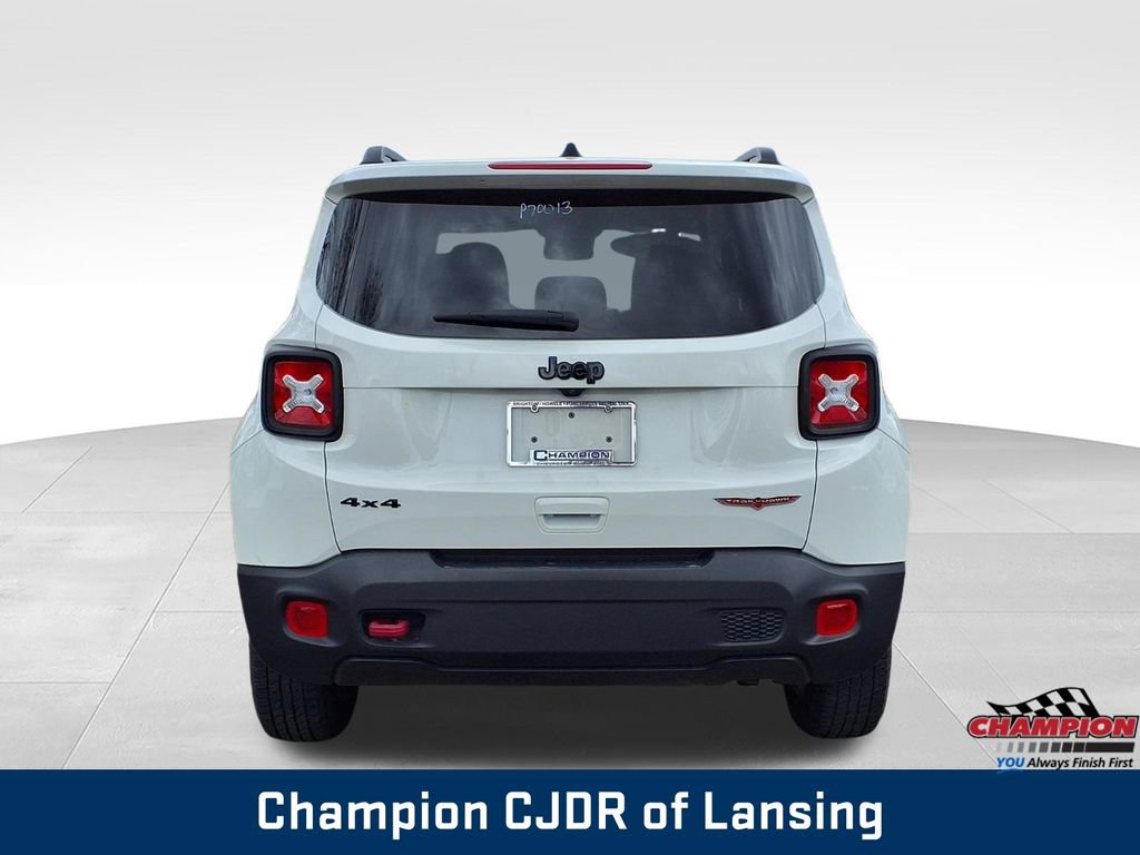 Used 2023 Jeep Renegade Trailhawk AWD/4WD image 6