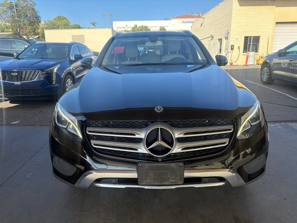 Used 2019 Mercedes-Benz GLC 350e 4MATIC image 3