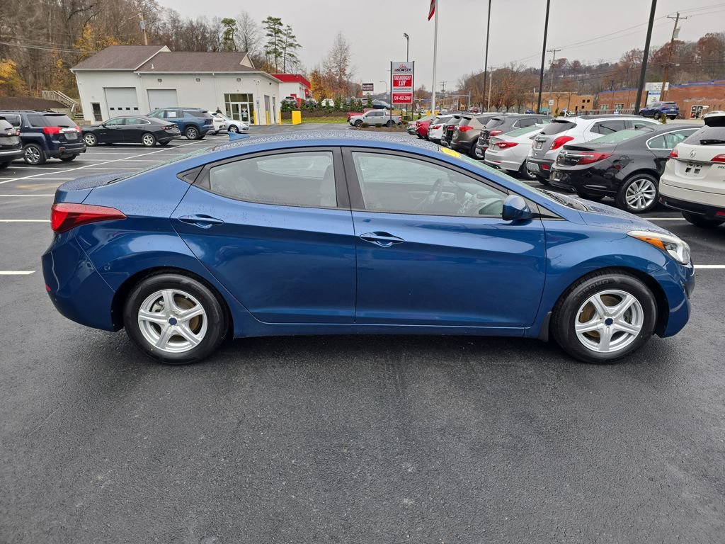 Used 2016 Hyundai Elantra SE image 6