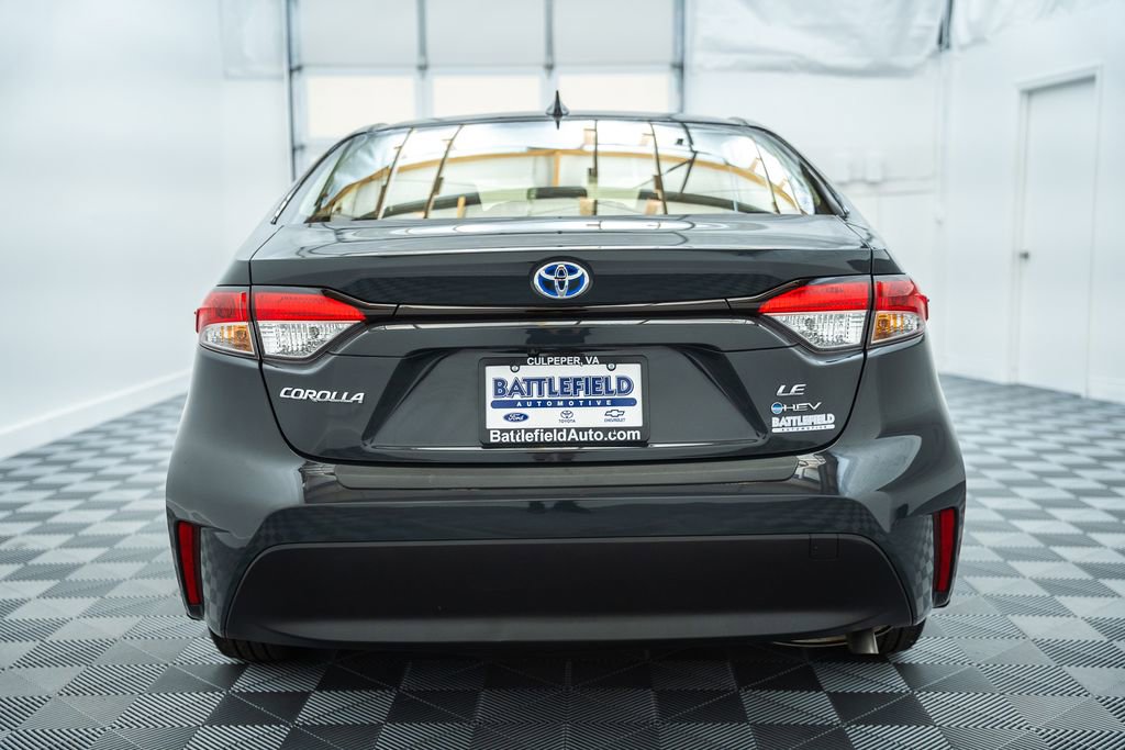 Certified 2025 Toyota Corolla LE image 7