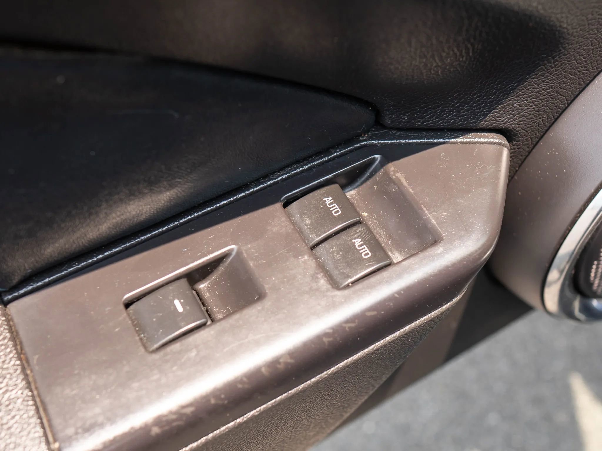 Used 2012 Ford Mustang GT Premium image 33