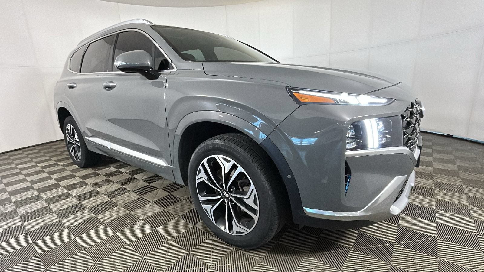 Used 2021 Hyundai Santa Fe Calligraphy AWD/4WD video 3