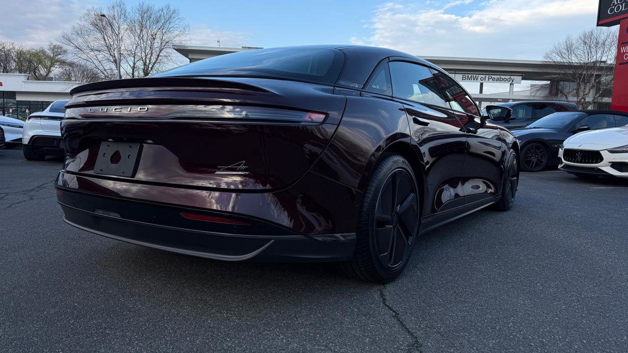 Used 2024 Lucid Air Touring image 19