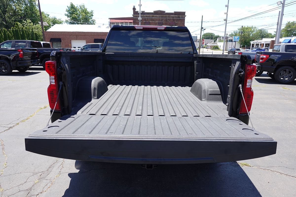 Used 2024 Chevrolet Silverado 1500 Custom AWD/4WD image 25