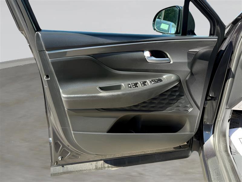 Used 2022 Hyundai Santa Fe SEL image 25
